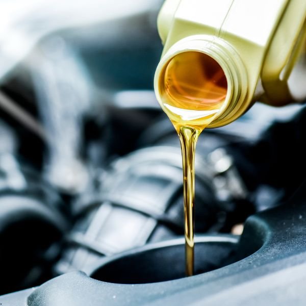 Tepalų ir filtrų keitimas